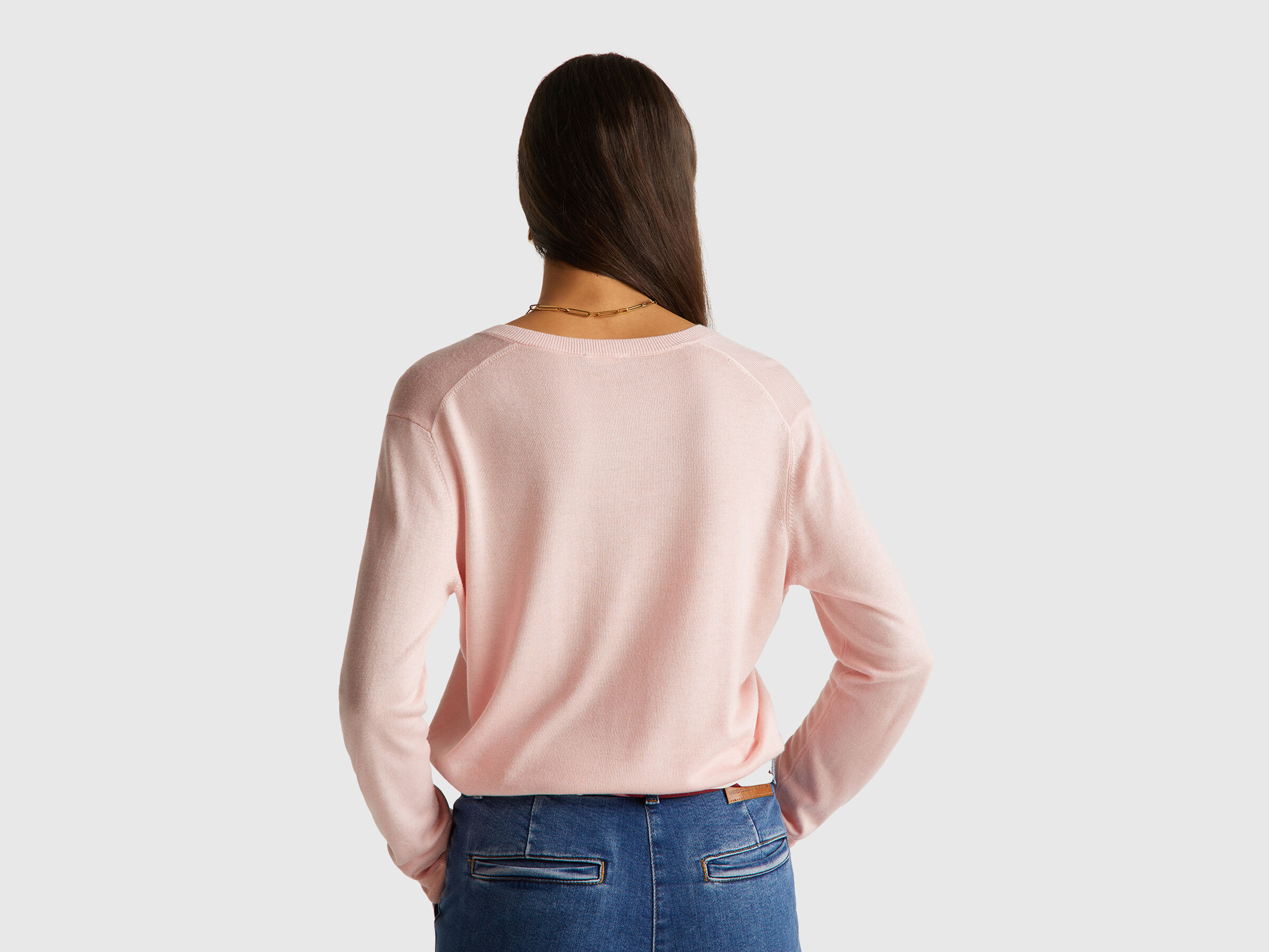 V NECK SWEATER L/S Women image number 2